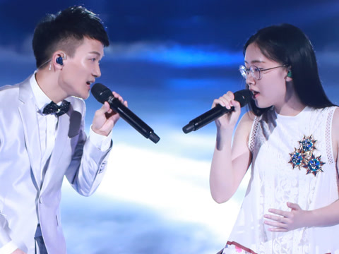 周深和郭沁的一曲大鱼不知道唱醉了多少 来自完美青春OST - 微博