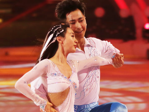 跨界冰雪王之巅峰对决 李菲儿欲退赛梁译木飙泪